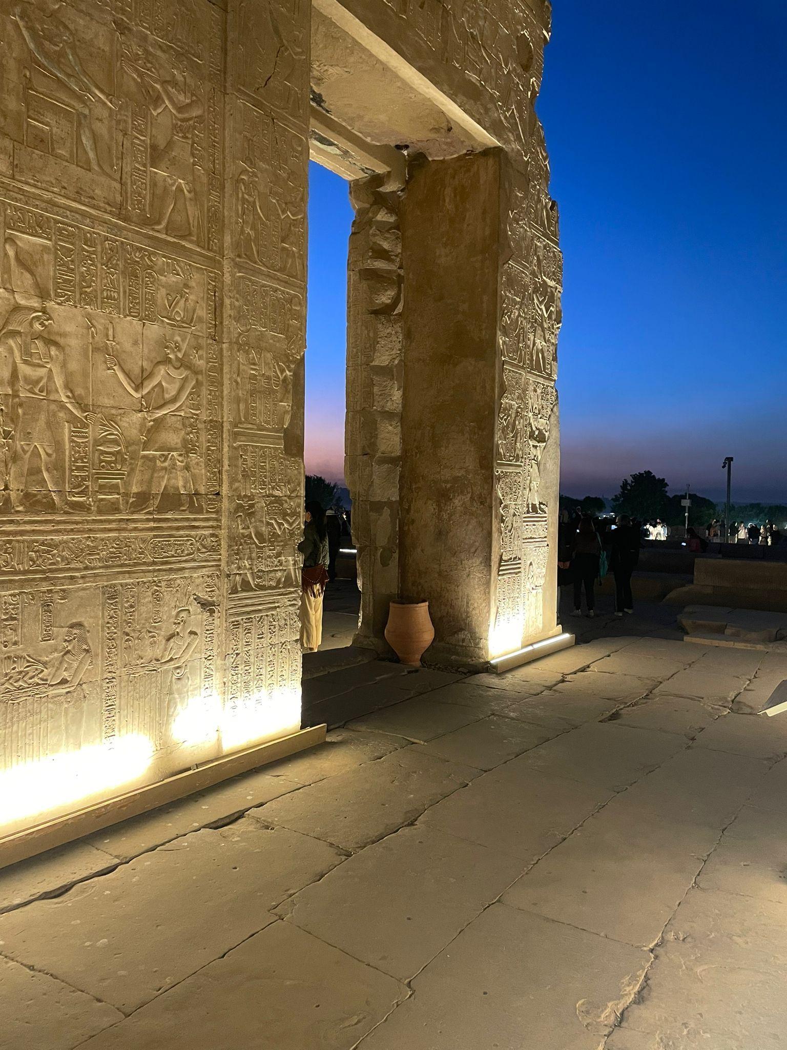 Trip card image of Egipto Esencial con Abu Simbel en avión